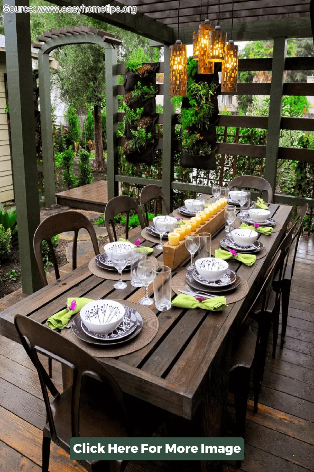 Outdoor Dining Table Decor